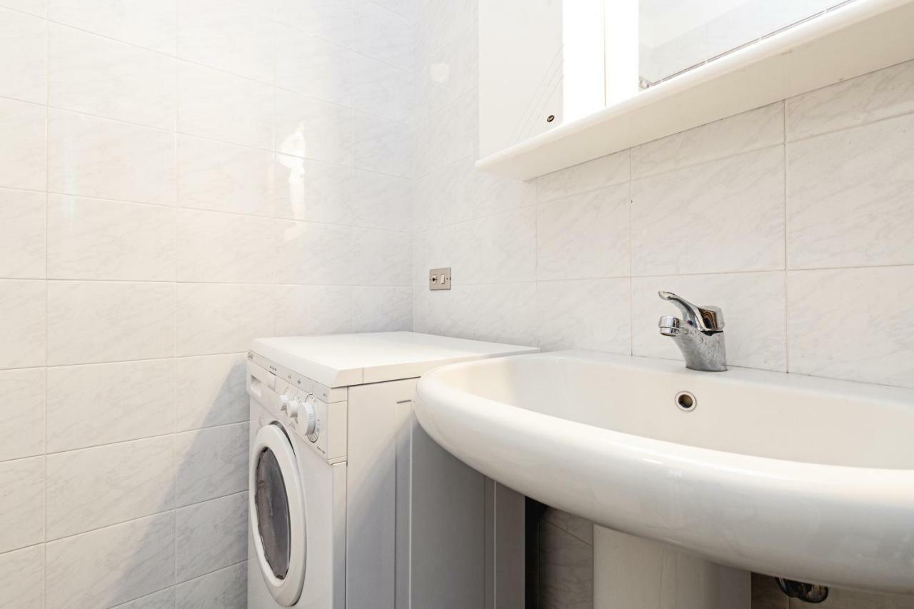 Apartamento Colourful Flat Borgo Roma Verona Exterior foto