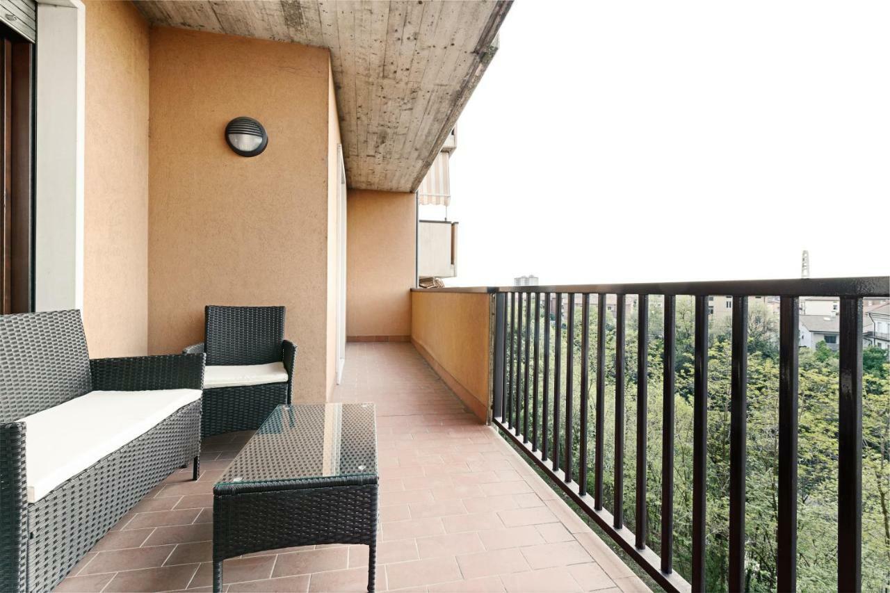 Apartamento Colourful Flat Borgo Roma Verona Exterior foto