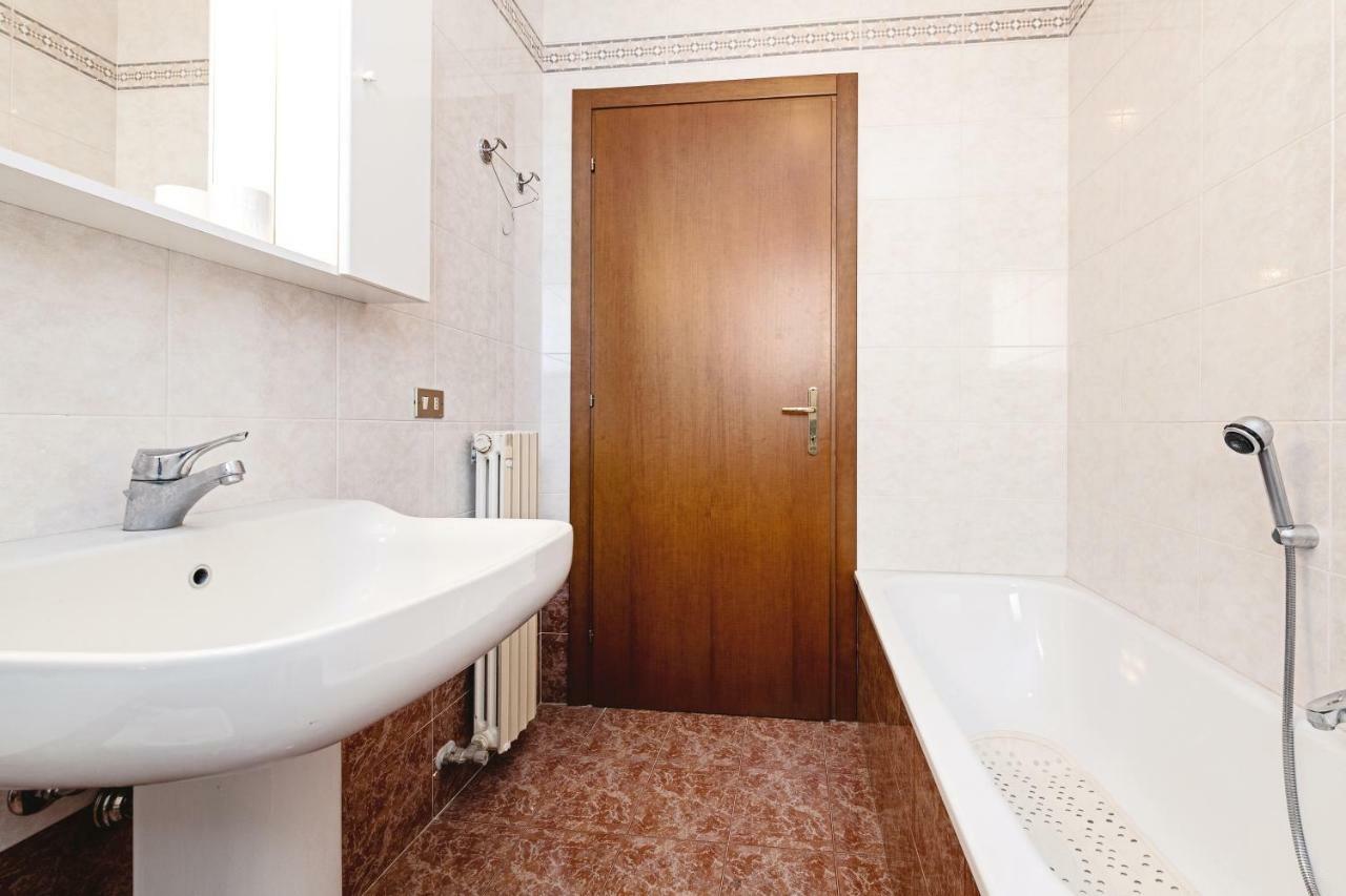 Apartamento Colourful Flat Borgo Roma Verona Exterior foto