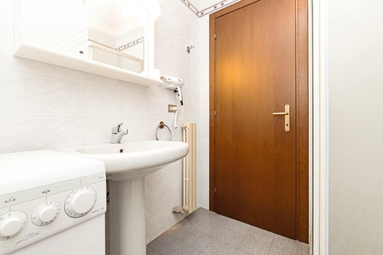 Apartamento Colourful Flat Borgo Roma Verona Exterior foto